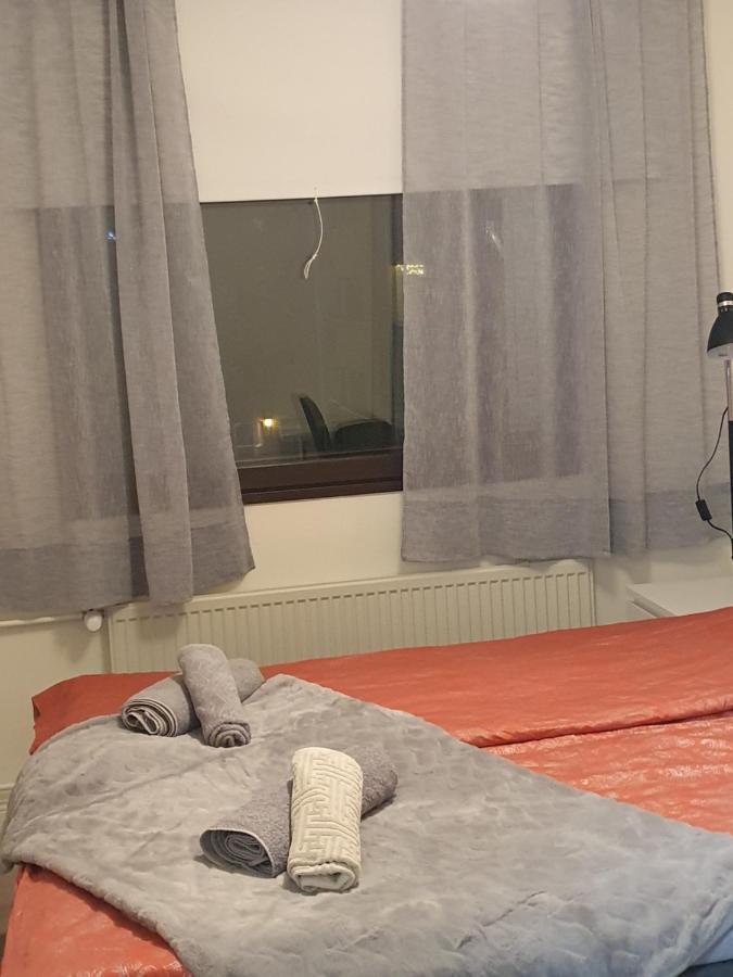 Kaunis Valoisa 3 Krs Pikkukaksio Vantaa Koivukylae Appartement Buitenkant foto